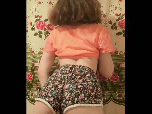 ❤️ Garota jovem e sexy tirando seus shorts da câmera ❤️❌ Porno vídeo em pt-br.klassikaprint.ru ﹏