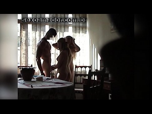 ❤️ Amigos sexuais convidam um homem gigante e uma ménage à trois com ele ❤️❌ Porno vídeo em pt-br.klassikaprint.ru ﹏
